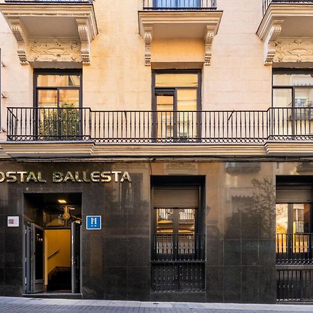 Hostal Ballesta Madrid Extérieur photo