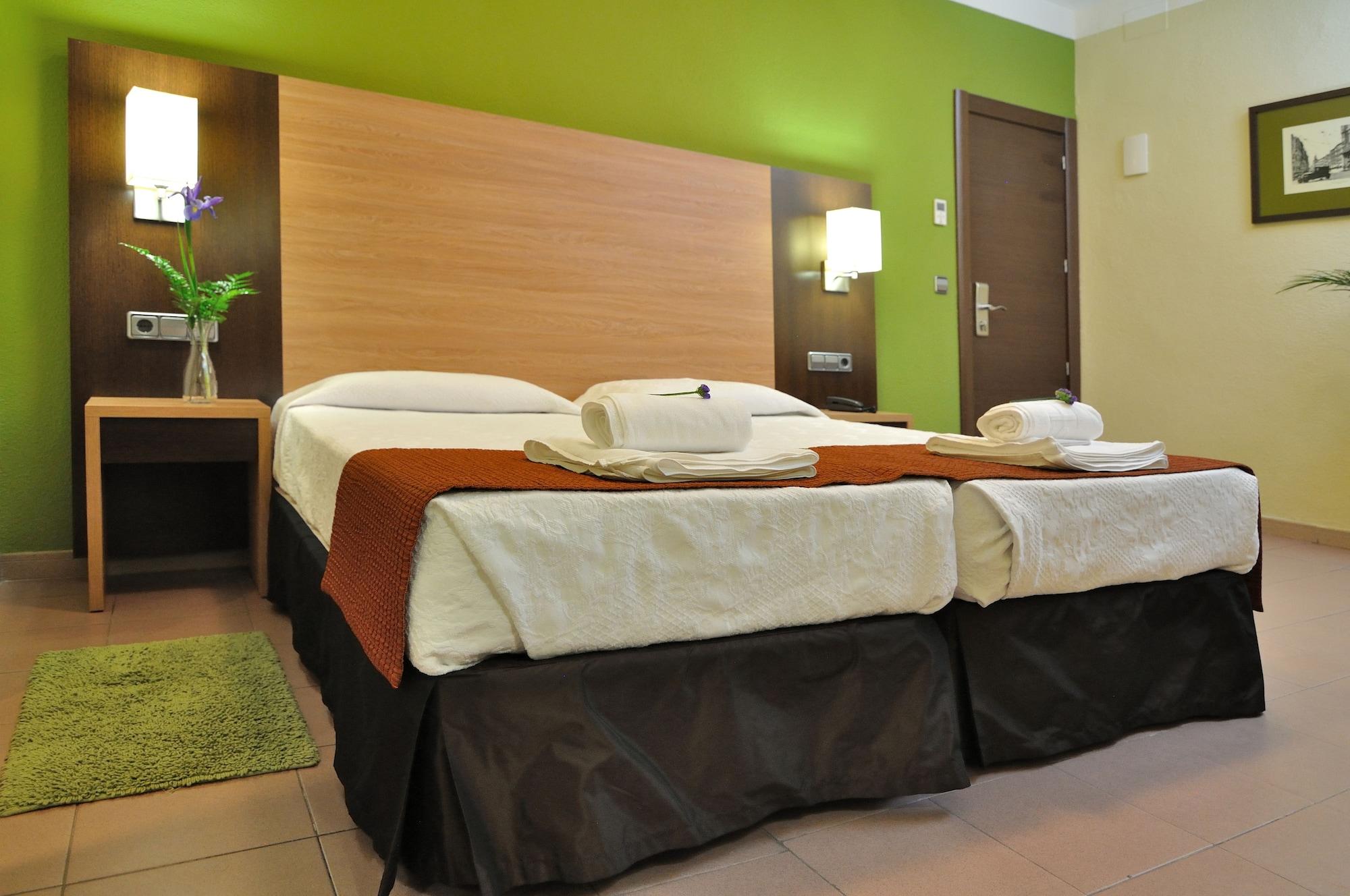 Hostal Ballesta Madrid Extérieur photo