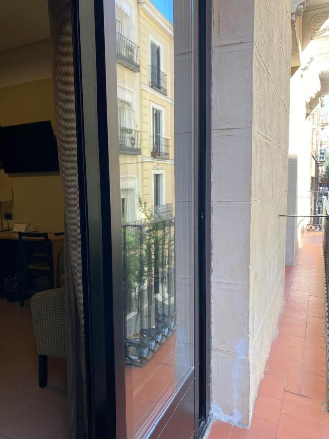 Hostal Ballesta Madrid Extérieur photo