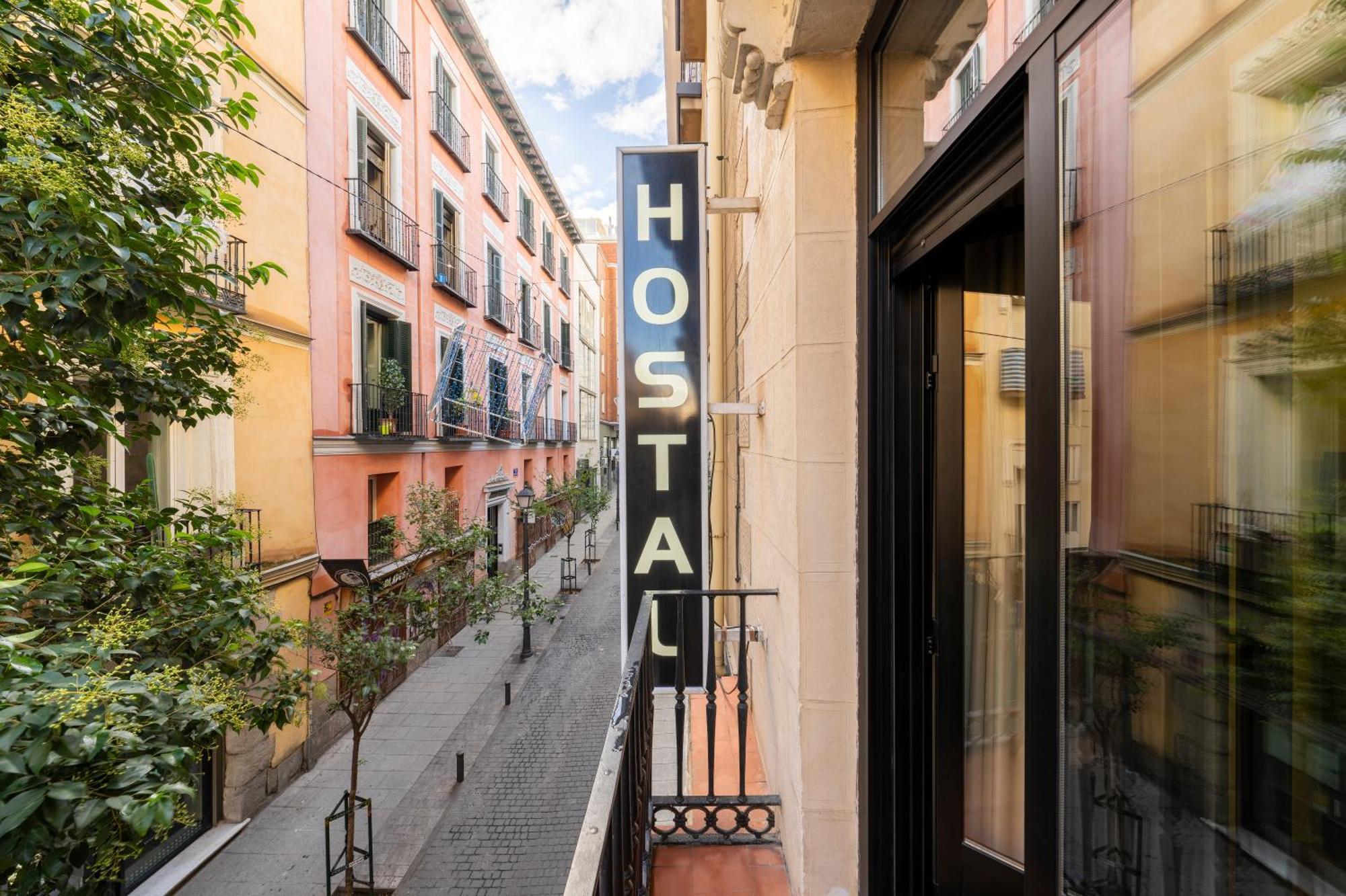 Hostal Ballesta Madrid Extérieur photo