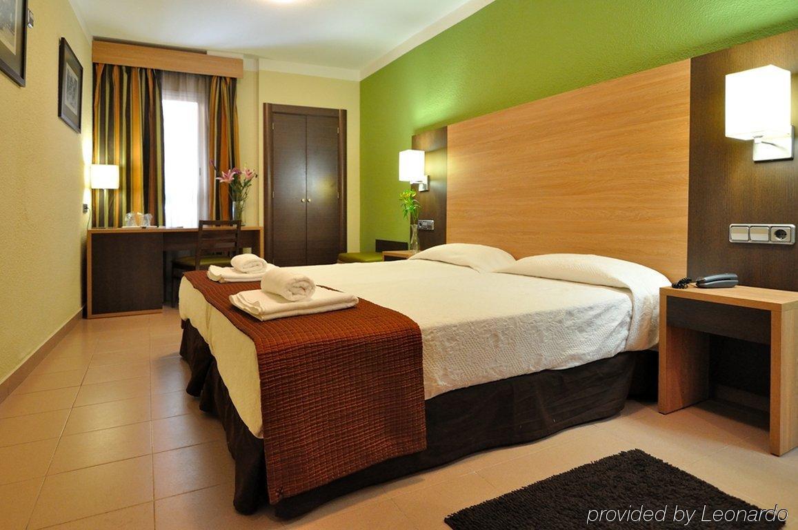Hostal Ballesta Madrid Extérieur photo